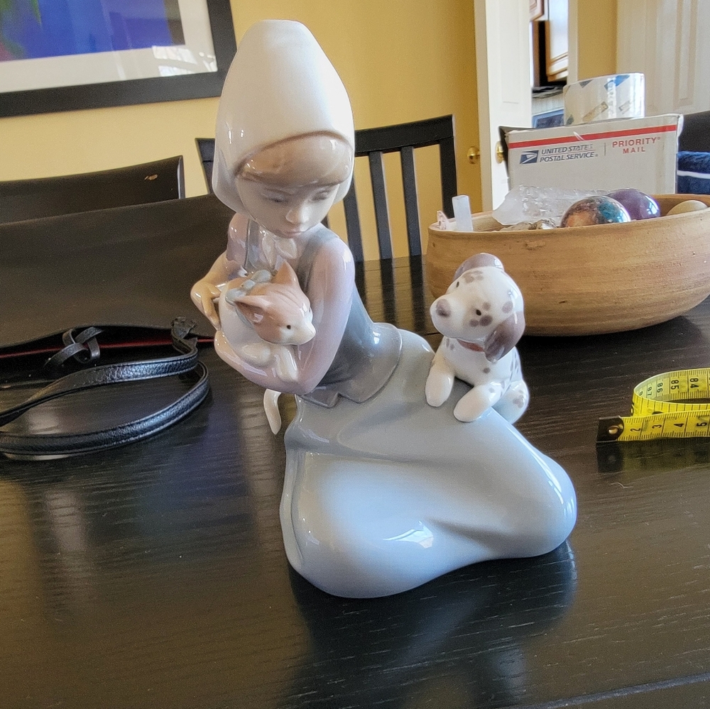 Lladro figurine
